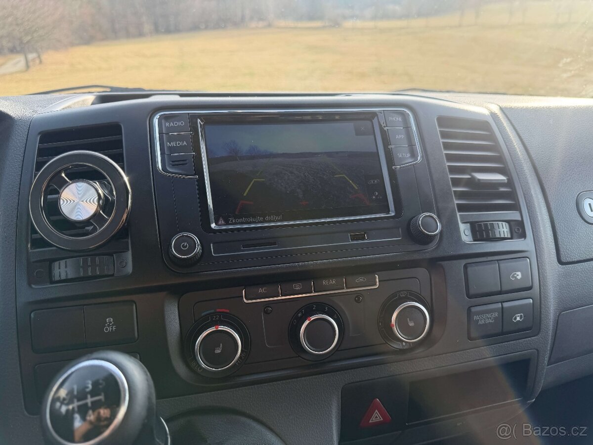 VW Multivan 2.0TDI 103kW CAAC (Manuál) - 9