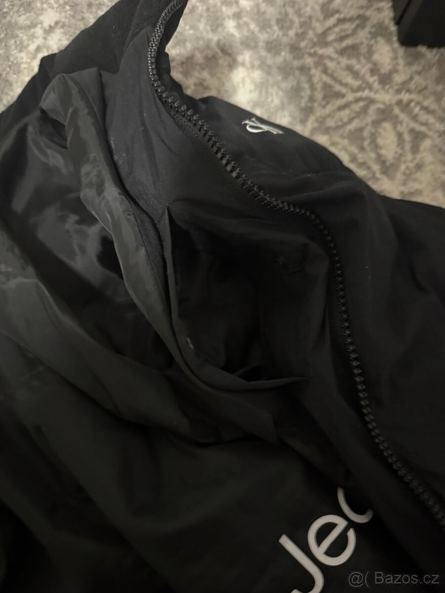 Calvin Klein Jeans Bunda - 9