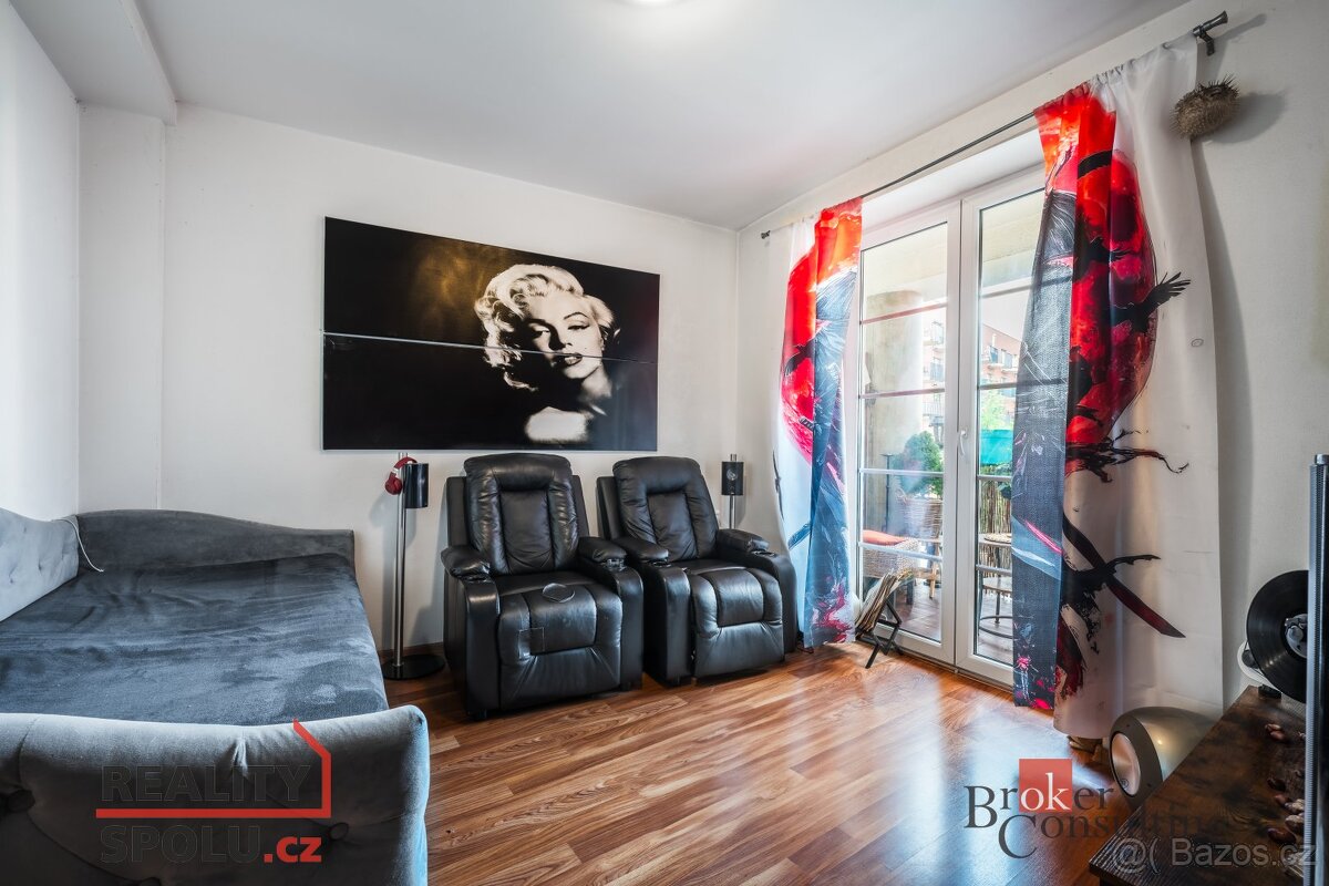 Převod dr. podílu, byty/2+kk, 55 m2, Hálkova 1725/15, 74705 - 9