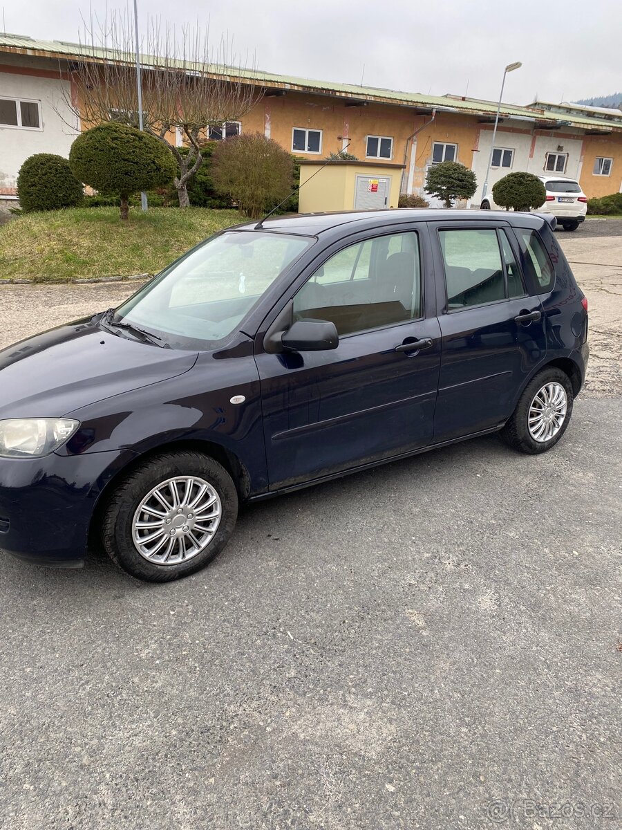 Mazda 2, 1.4 benzín. - 9