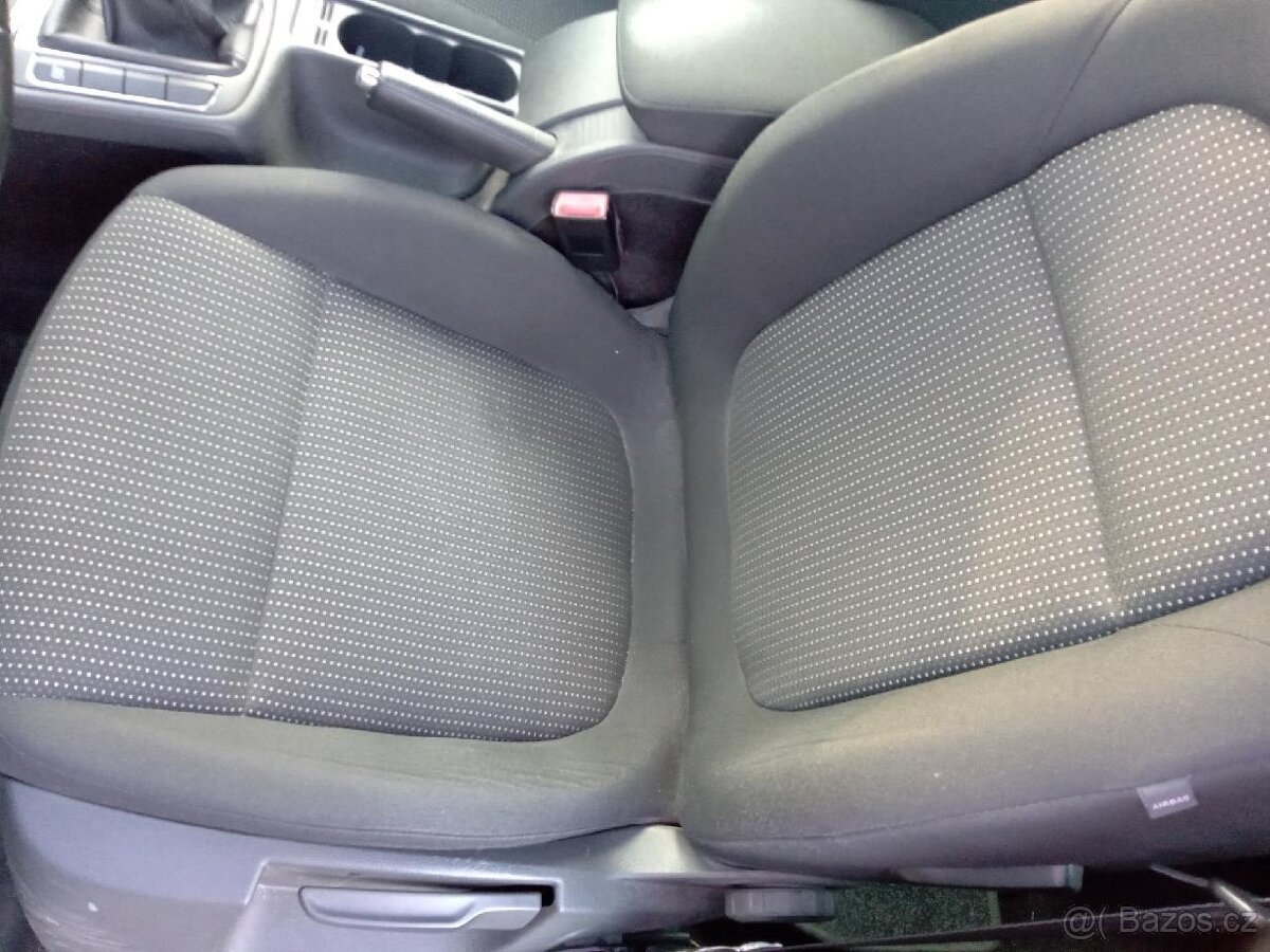 Škoda Superb II. 2.0 TDI, Nová cena, garážované - 9