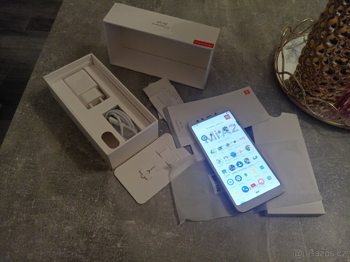 Xiaomi Mi A2 Gold - 9