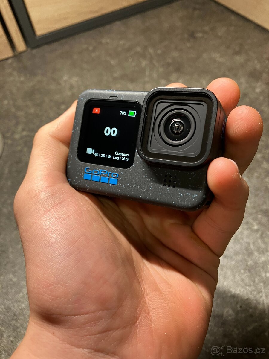 GoPro 12 a originální příslušenství - 9