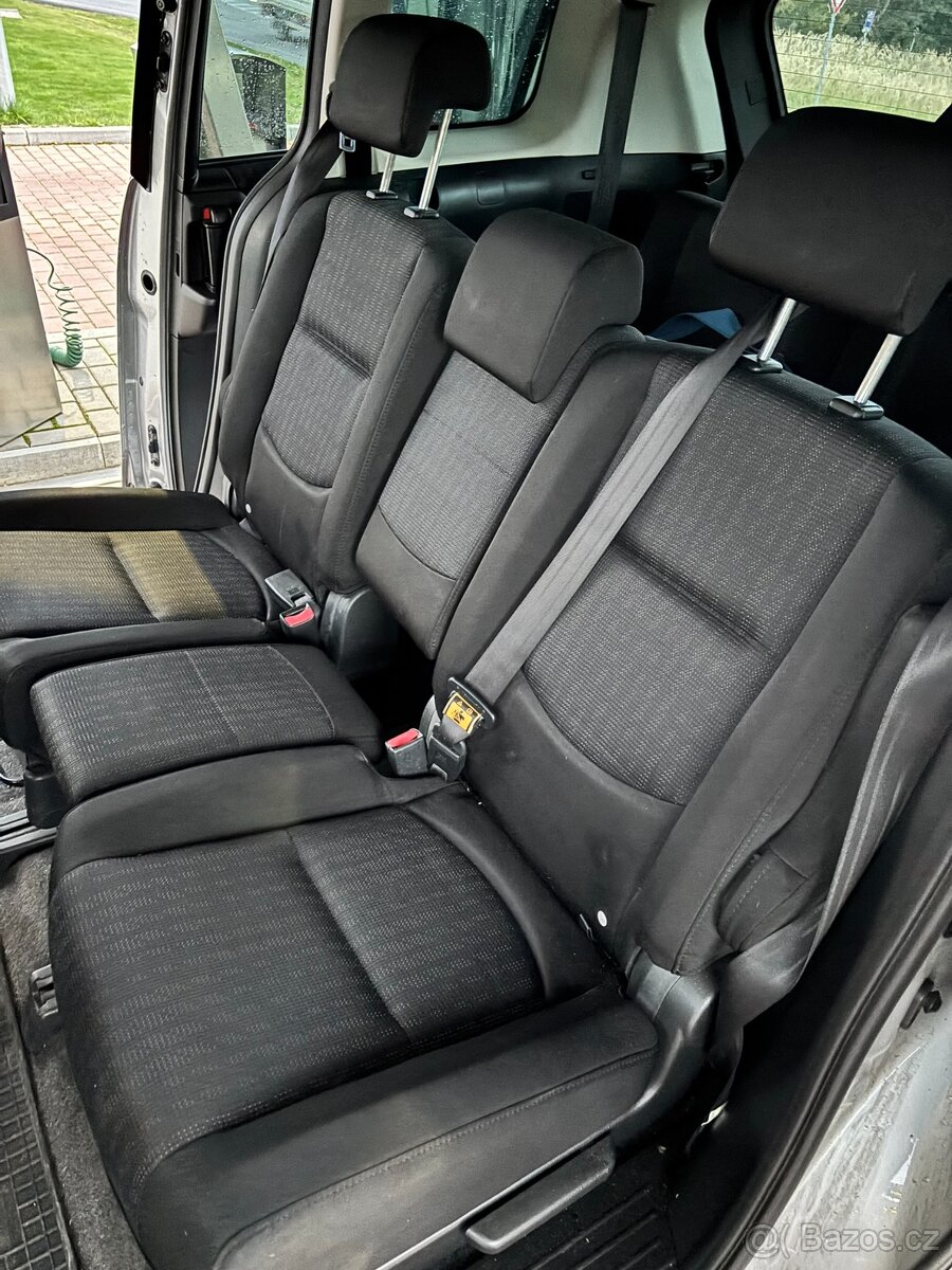 Prodám Mazda 5 - 9