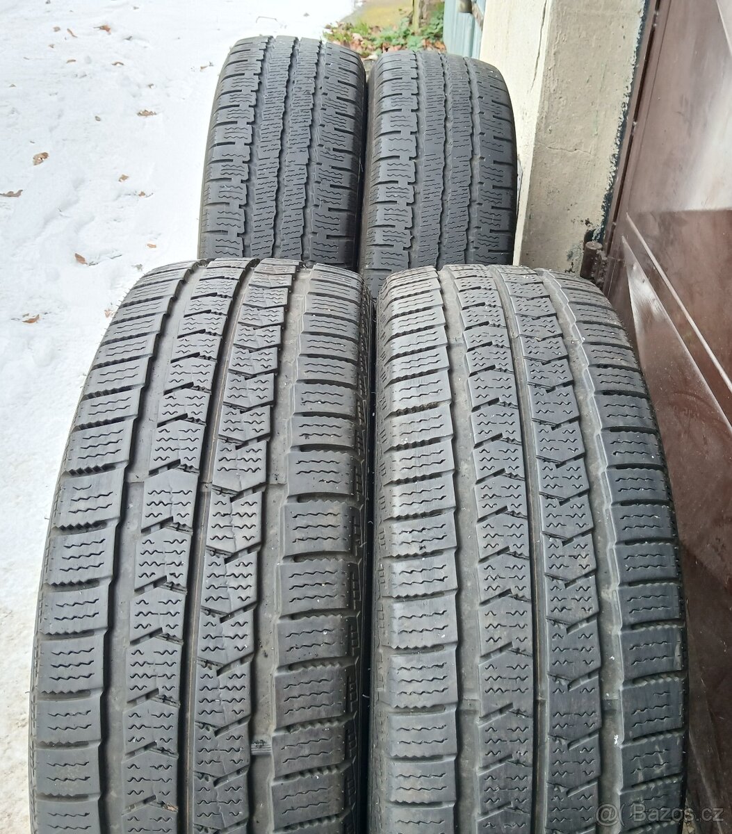 zimní pneu 215/65/16C - 9