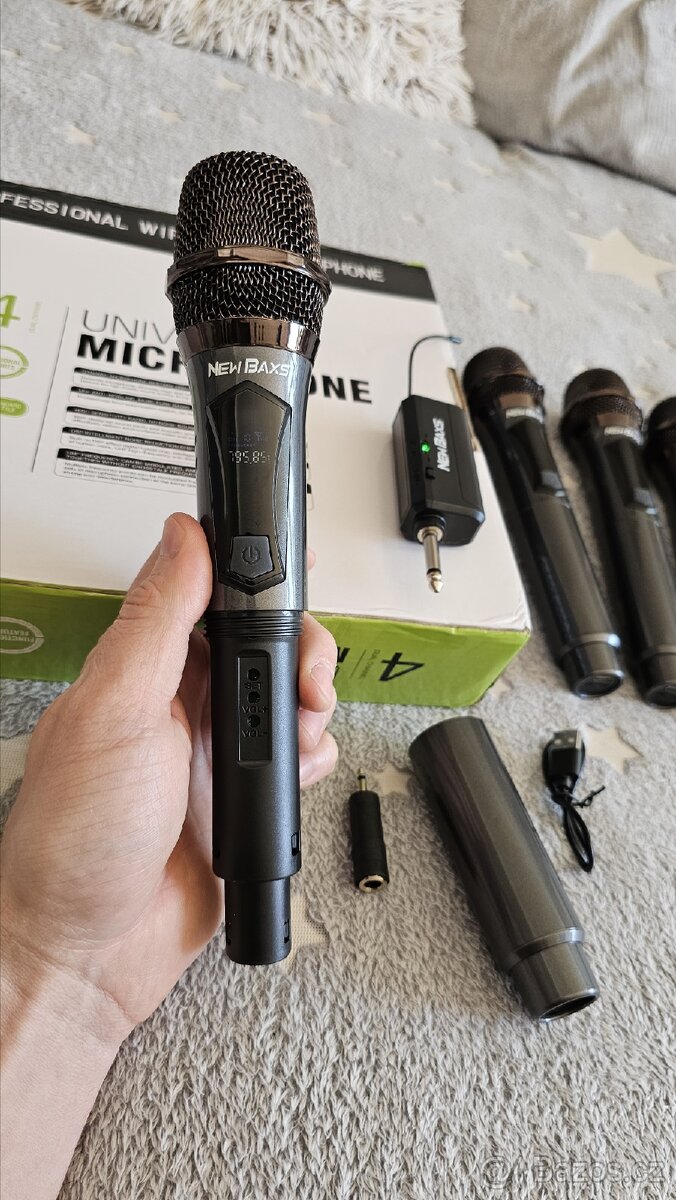 Prodám sadu 4ks bezdrátových mikrofonů - 9