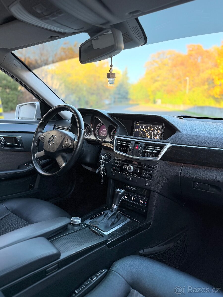 Mercedes-Benz W212 E250 CDI. - 9