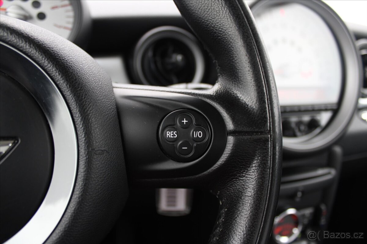 Mini Clubman 1.6D 82kW (2011) - 9