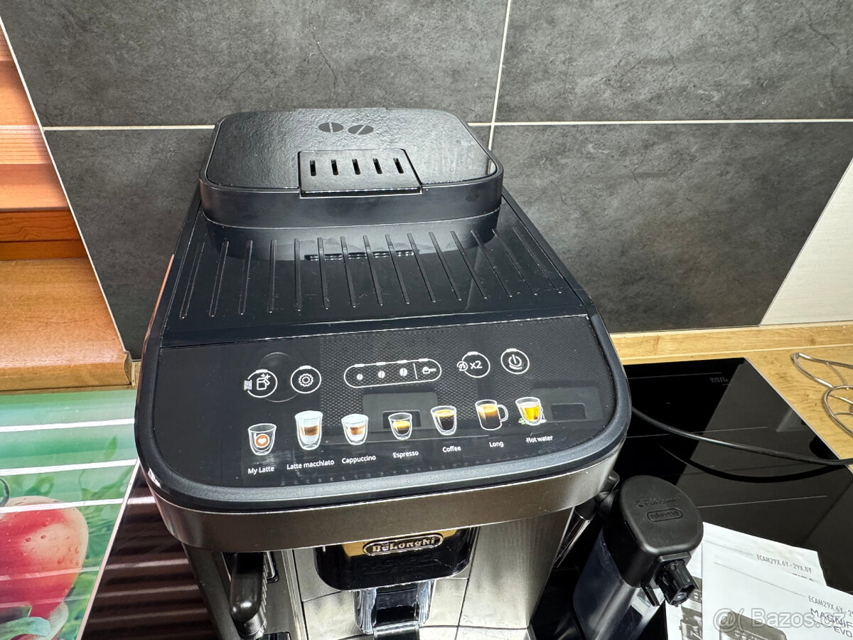 Automatický kávovar De'Longhi Magnifica Evo - TOP - 9