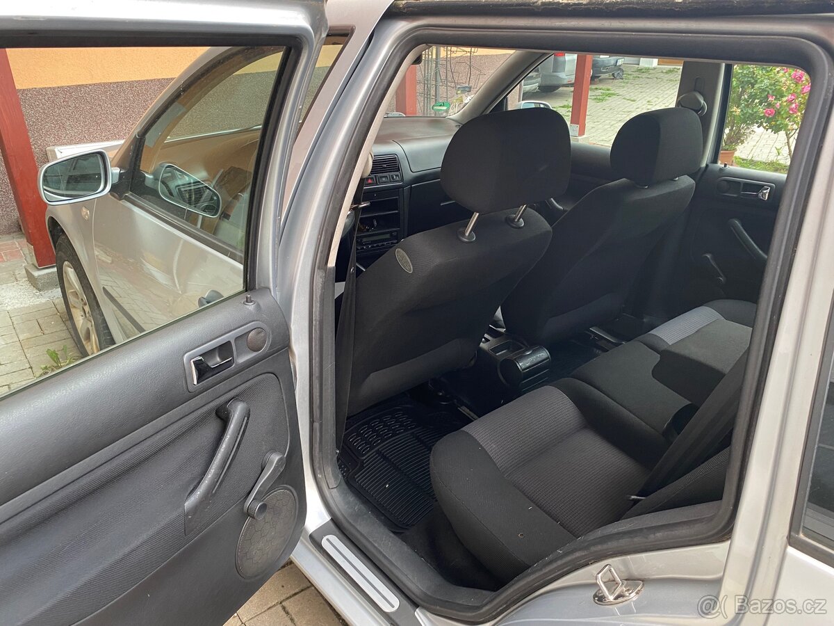 Volkswagen Golf Variant IV 1,9TDI 85kW 4Motion - 9