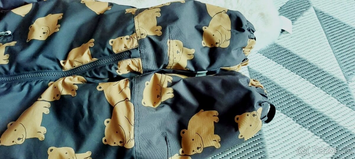 KRÁSNÁ ZIMNÍ NEPROMOKAVÁ KOMBINÉZA S MEDVÍDKAMA - 9