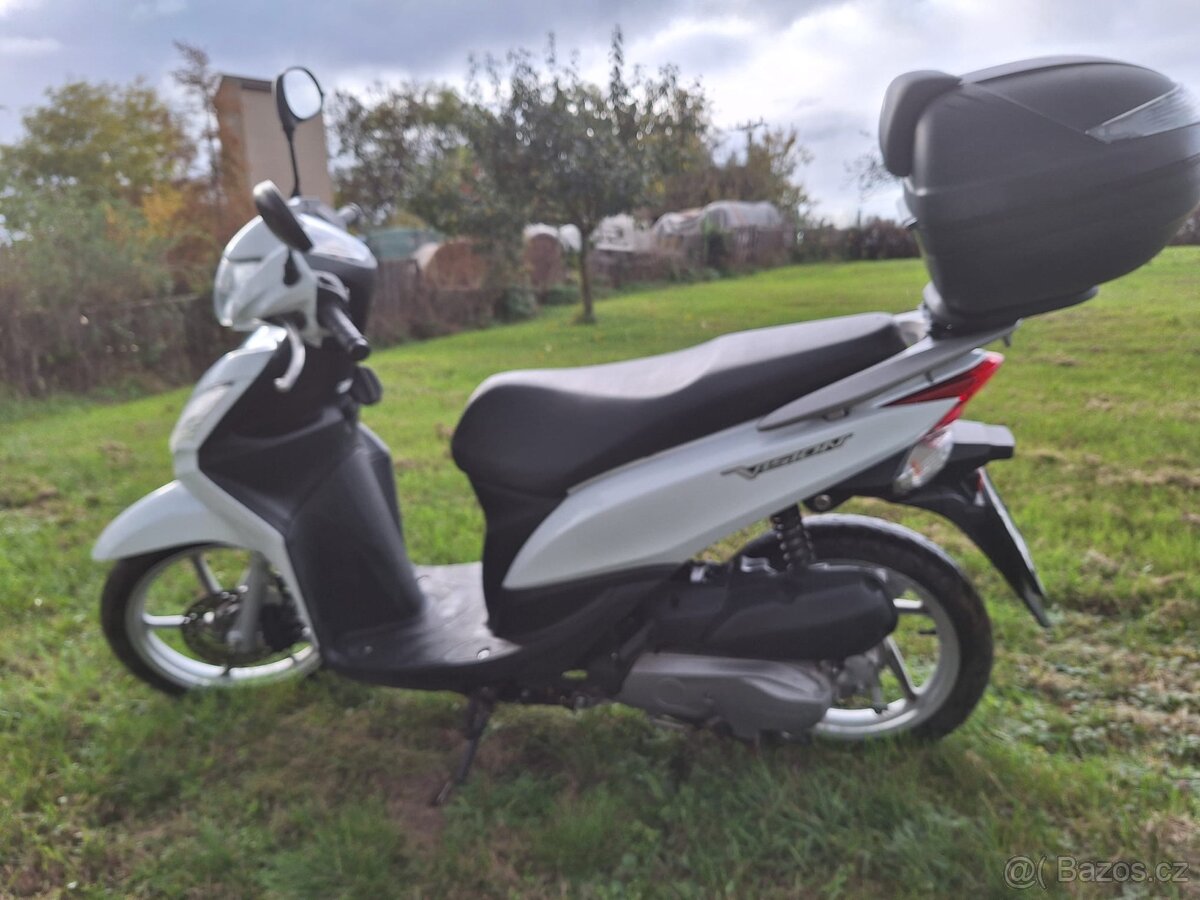 Honda Vision 110 - 9