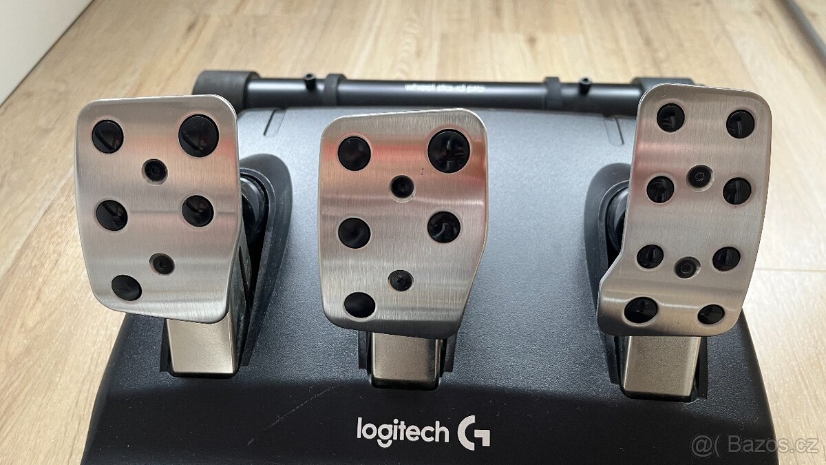Set Logitech G29 + řadící páka + stojan - 9