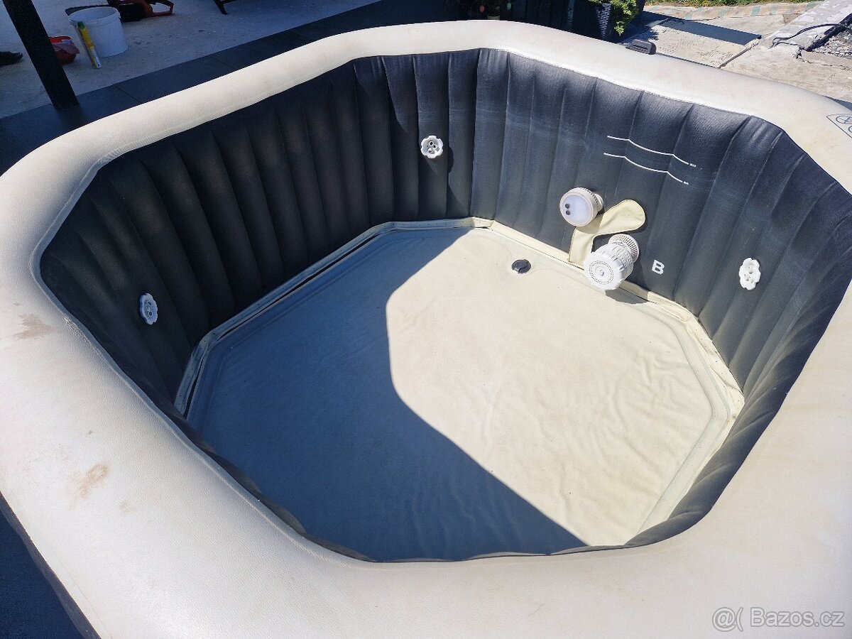 Vířivka Intex pure spa - 9