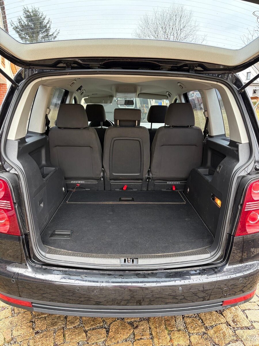VW Touran 1,9 tdi 77kw - 9