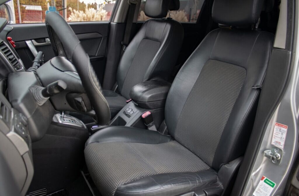 Chevrolet Captiva 2.0 VCDi LT High 4x4 7M AT/5 - 9