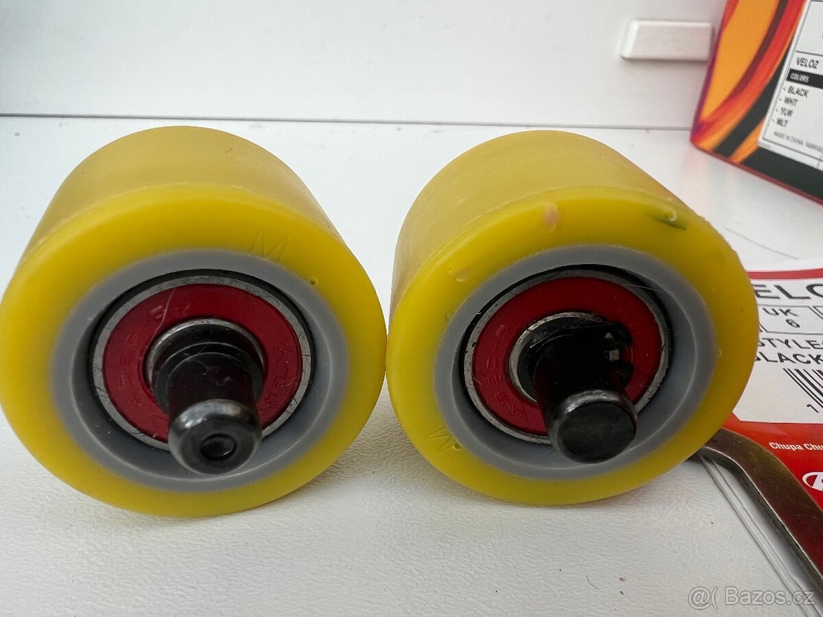 Koloboty (kolečk. brusle/tenisky) HEELYS X CHUPA CHUPS VELOZ - 9