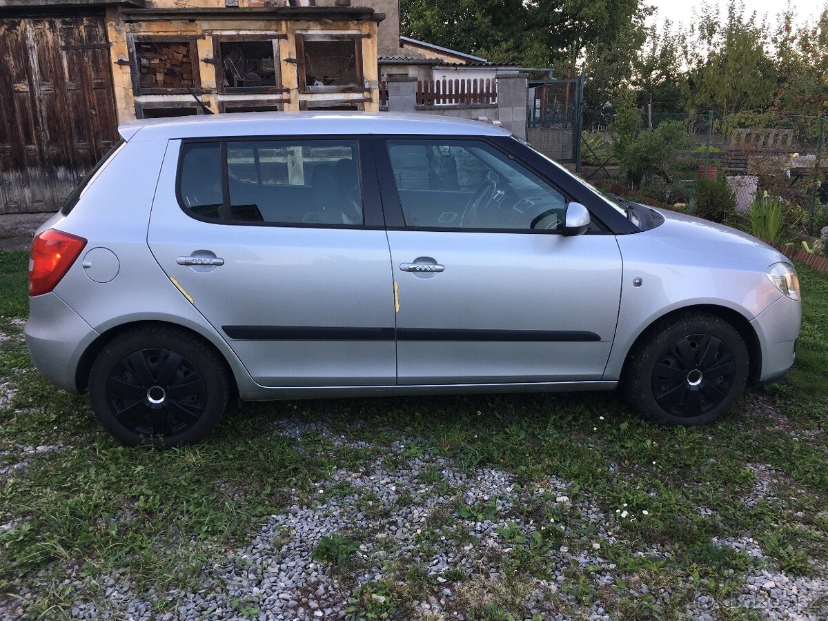 Škoda Fabia 2 - 9