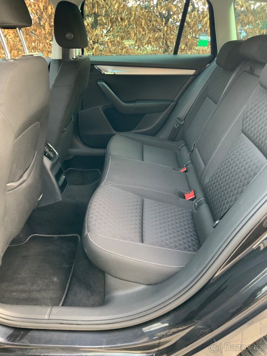 ŠKODA OCTAVIA 2.0TDI 110kw DSG - 9