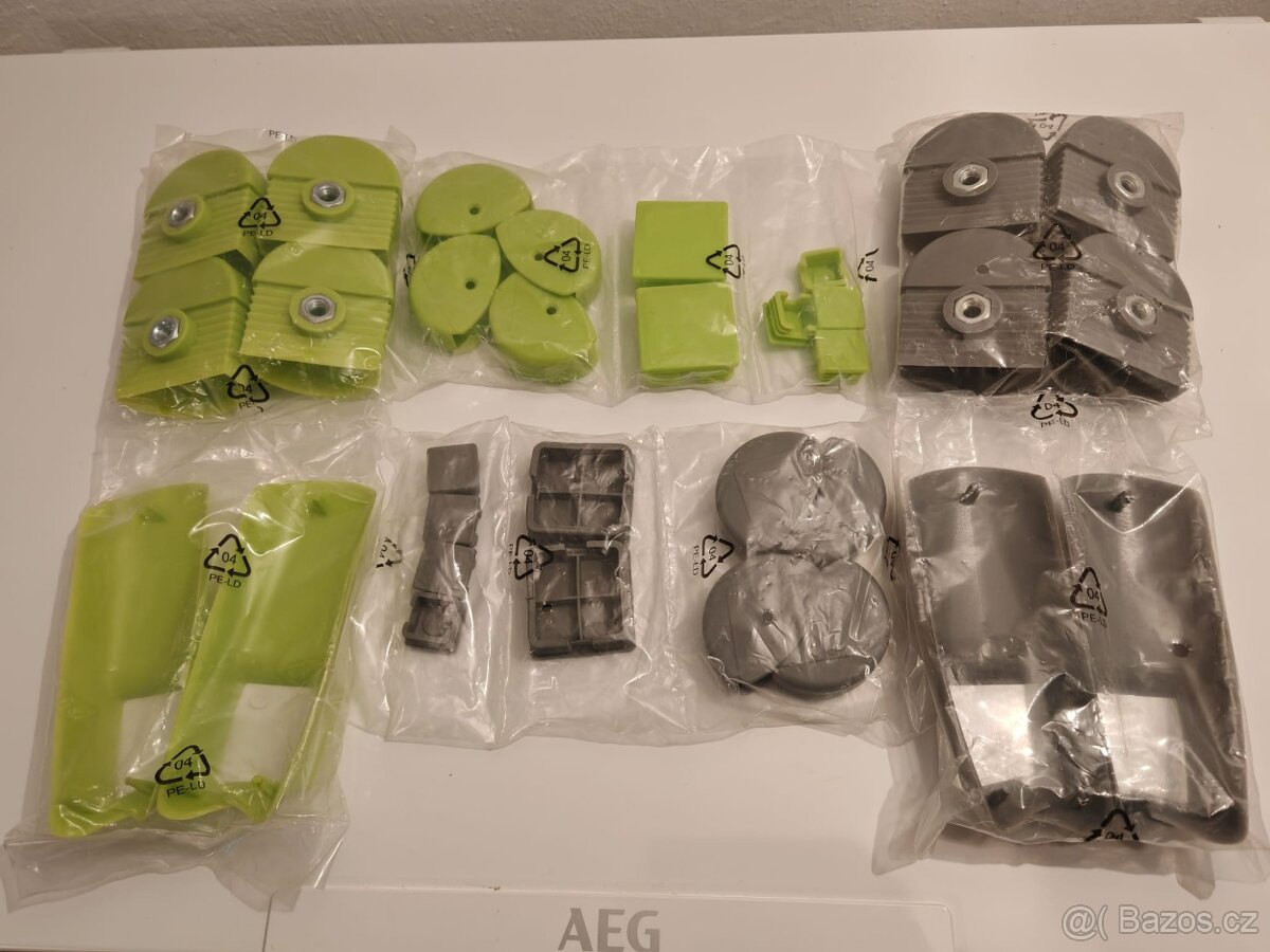 Dětský psací stůl výškově stavitelný - 9