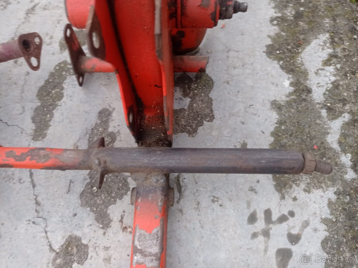 Jawa 250 /559 350 panelka kyvacka rám díly - 9