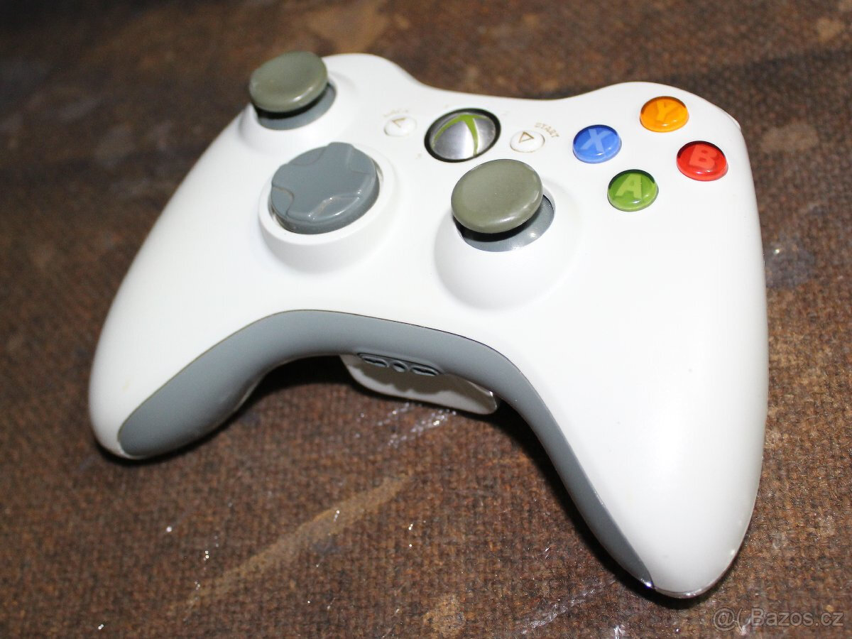 Microsoft Xbox 360 PRO 120GB White - 9