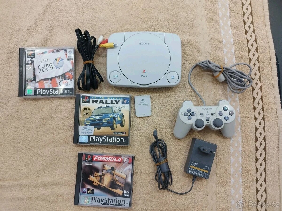 PlayStation 1 slim - 9