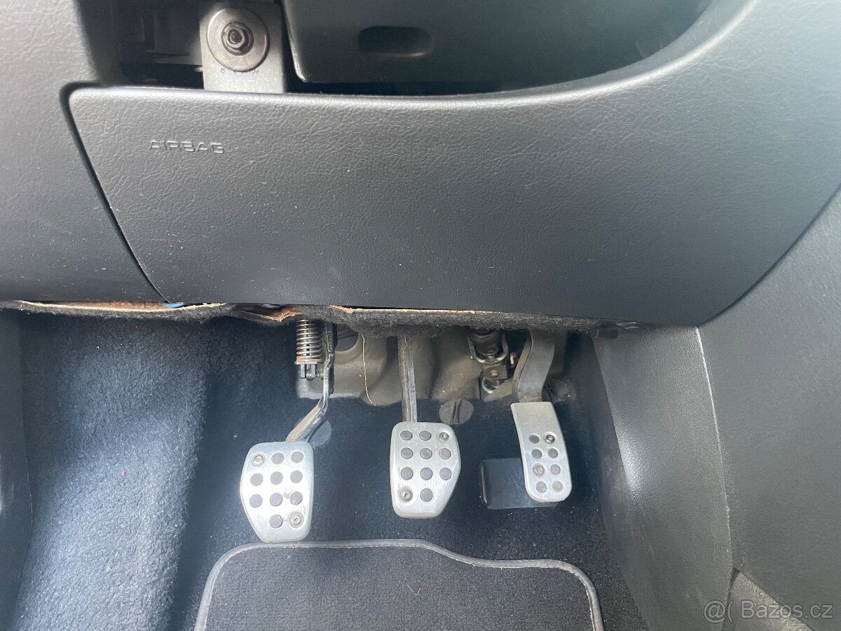 Peugeot 207cc 1.6 16V r.v. 2010 - 9