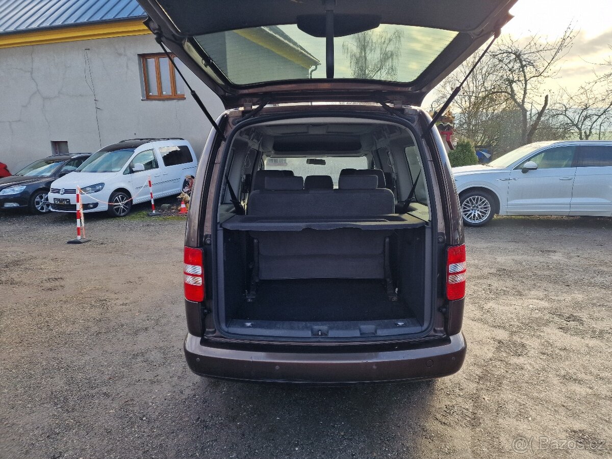Volkswagen CADDY MAXI 1,6TDI 7 SEDADEL - 9