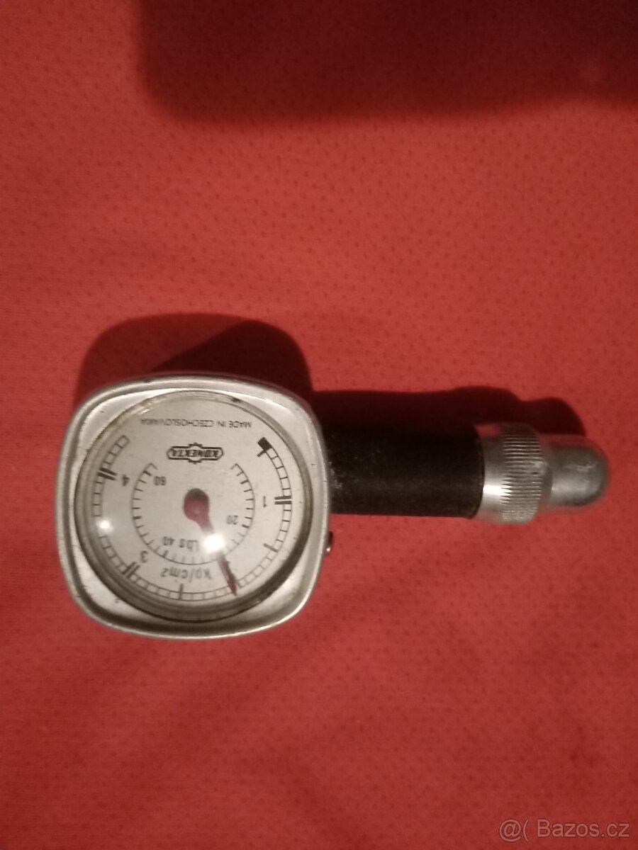 Prodám dalekohled,dukát,klíček... - 9