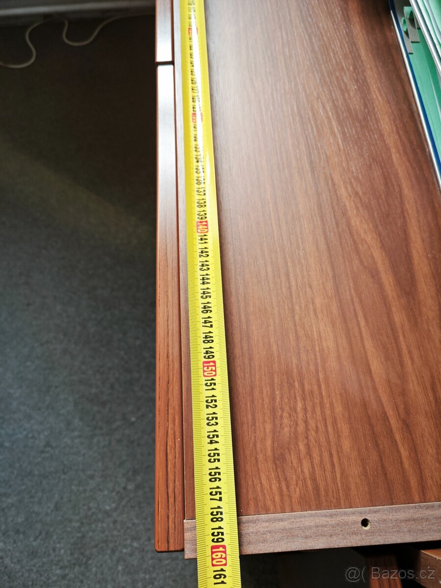 Kancelářský nábytek: stůl, komoda... - 9