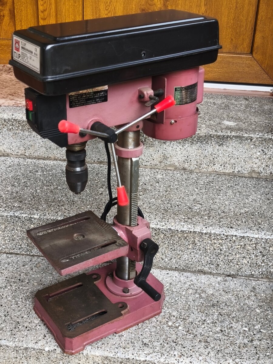 Prodám stolní LITINĚNOU vrtačku T.I.P. DRILLMASTER 15/6 -380 - 9