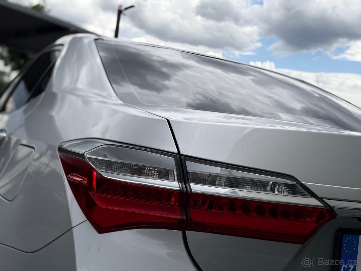 Toyota Corolla 1.3 VVT-i 73 kw / 2017 / sedan - 9