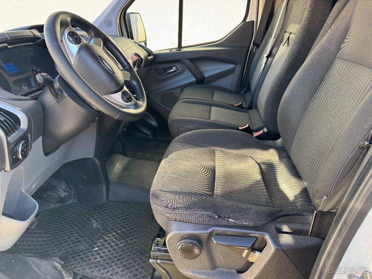 Ford Transit Custom, r. 2015. Motor 2.2 TDCi, výkon 74 kW - 9