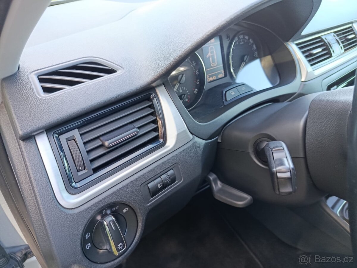 Škoda Rapid spacebag - 9