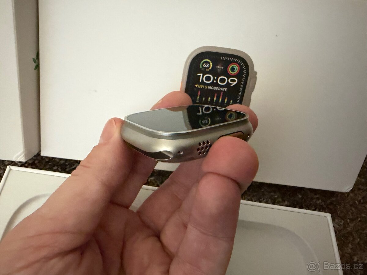 Apple Watch Ultra 2. 97% kondice baterie. - 9