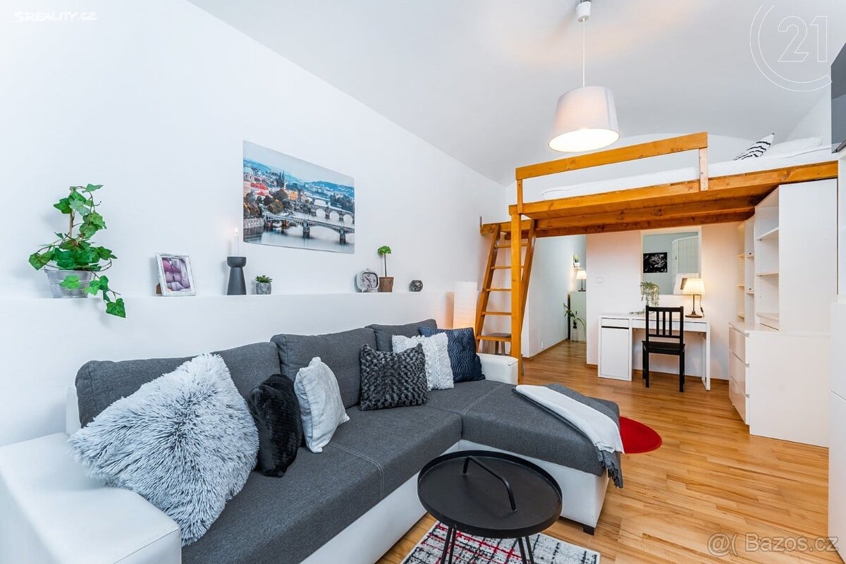 Prodej bytu 2+kk 49 m² Grafická, Praha - Smíchov - 9