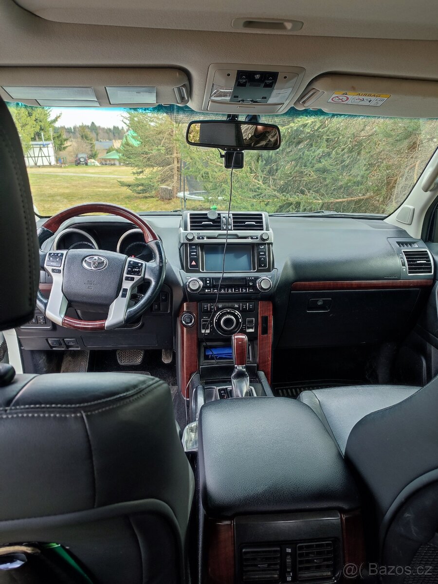 Toyota Land Cruiser 150 executive 2,8 diesel - 9