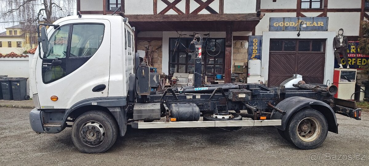 Hákový nosič kontejnerů AVIA - 9