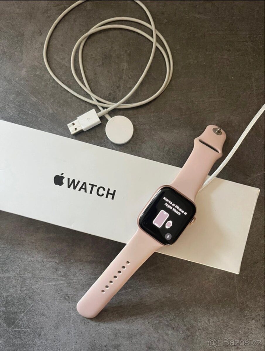 Apple Watch SE 44mm - 9