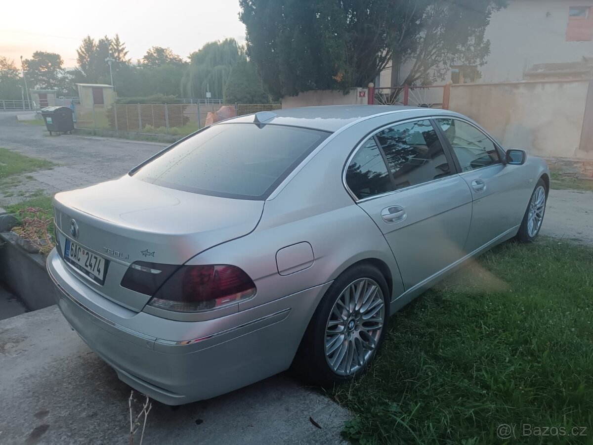Prodám BMW 750 LI - 9