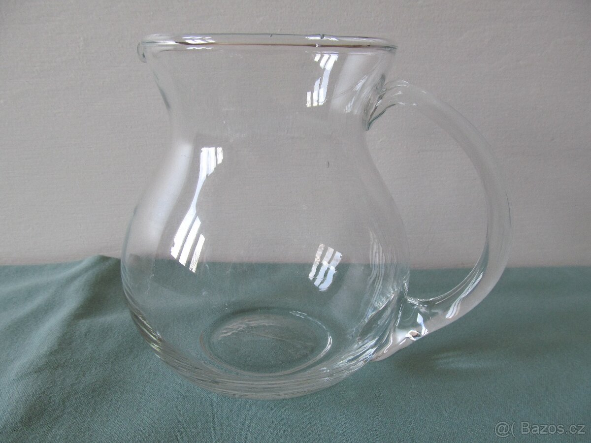 Skleněný džbánek s víkem +2 +1 - 9
