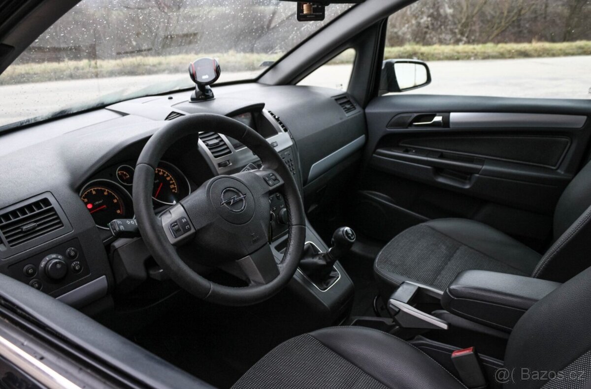 Opel Zafira 1.9 DT Enjoy - 9