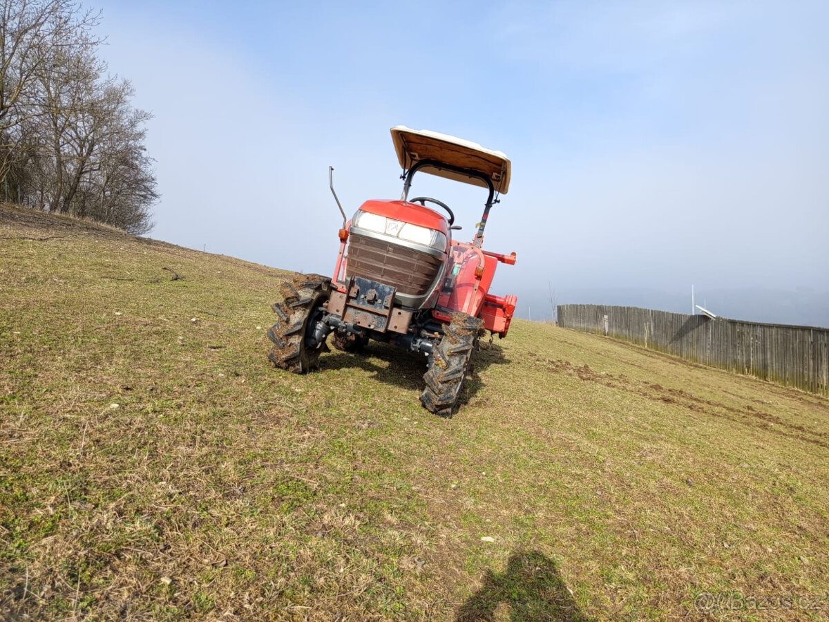 Prodám malotraktor Yanmar EF324 cena vč.DPH - 9