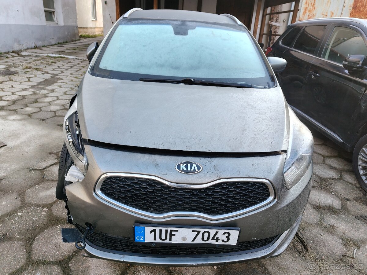 Kia carens CR doklady automat - 9