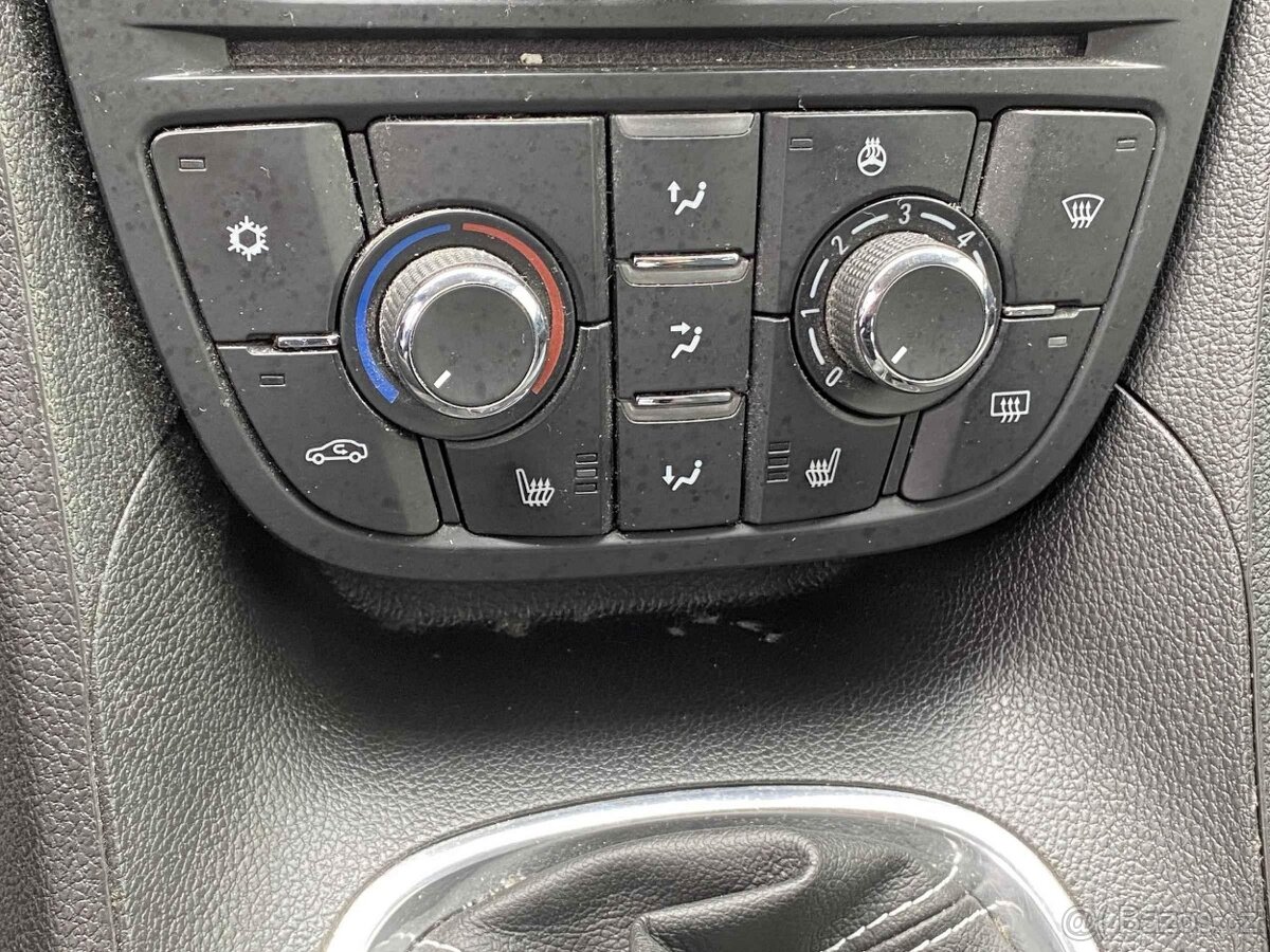 Opel Meriva 1.4T , 88 kW benzín, 2011 - 9