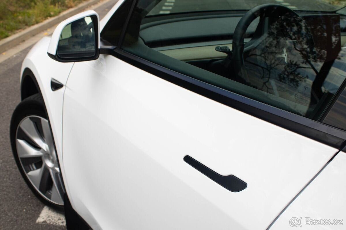 Tesla Model Y Dual Motor Long Range 378kw - odp. DPH - 9
