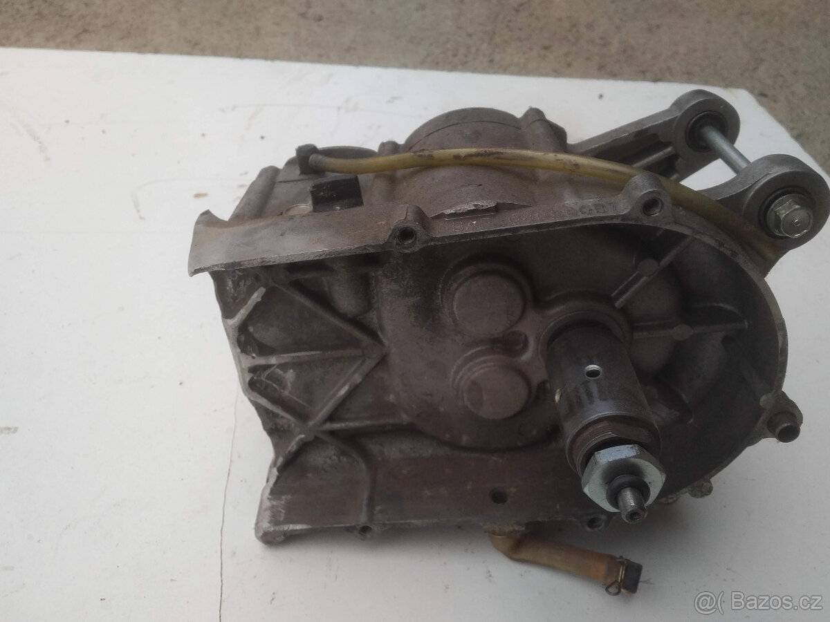 ND - motor na CanAm 90 - 9