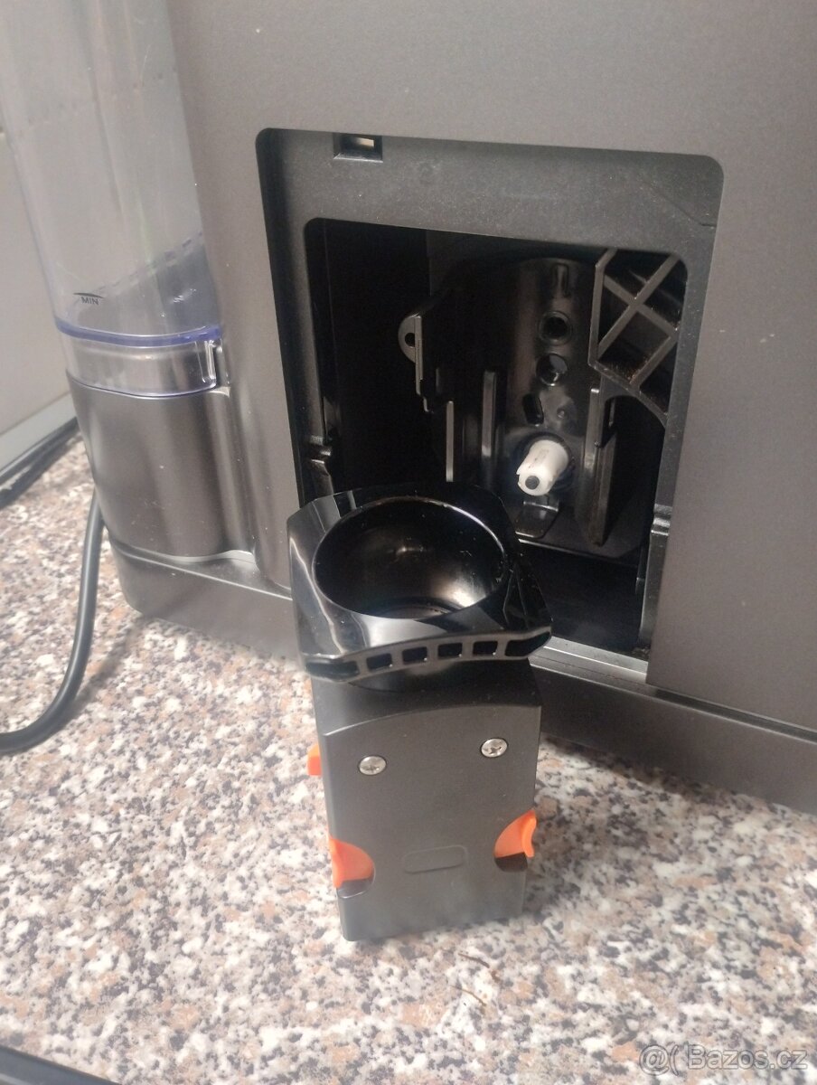 Automatický kávovar Tchibo Esperto 2 - se zárukou - 9