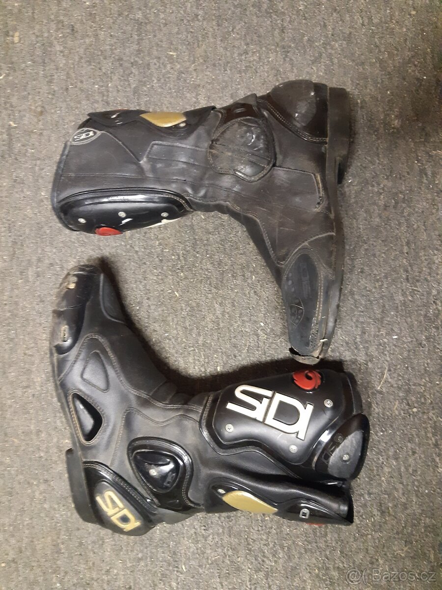 Prodám kompletní motorkářskou výbavu - 9